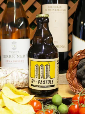 Bouteille de bière blonde Ste-Pastule de la Brasserie de la Pièce
